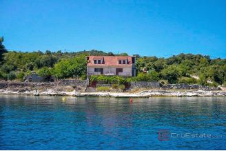 014 2024 105 island drvenik excellent located seafront house for sale