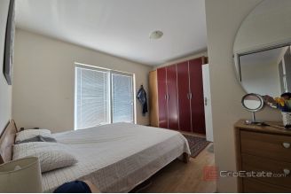 017 5388 30 Omis Apartment house sea view for sale