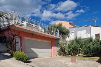 017 5388 30 Omis Apartment house sea view for sale