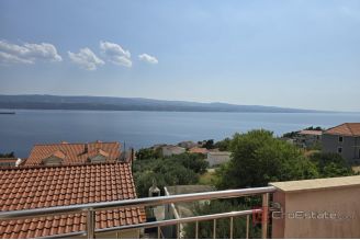 017 5388 30 Omis Apartment house sea view for sale