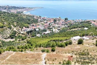007 2044 59 Omis Building land with a sea view for sale
