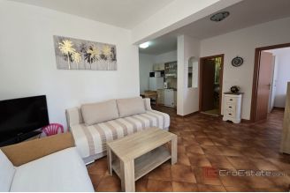 011 5390 30 Omis Two bedroom apartment with sea view for sale