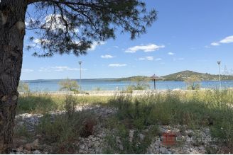 007 2041 108 near sibenik attractive building plot first row to the sea for sale