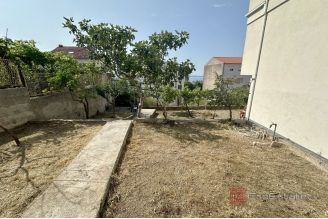 009 2049 50 Split Sucidar Two bedroom apartment with garden and a garage for sale