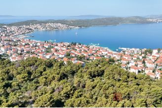 005 2035 239 Ciovo Building land with a sea view for sale