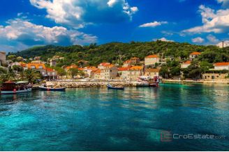 005 5391 30 Lopud Building land in a great location for sale