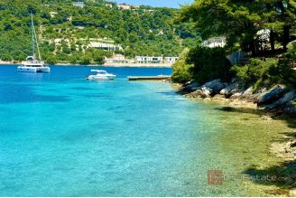 005 5391 30 Lopud Building land in a great location for sale