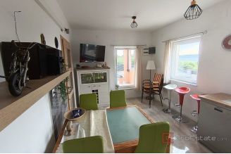 015 5392 30 House with pool sea view for sale