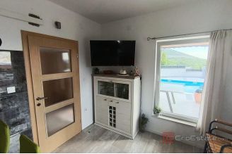 015 5392 30 House with pool sea view for sale