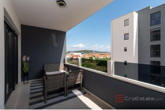 018 2035 242 Trogir Luxurious one bedroom apartment in a new building for sale