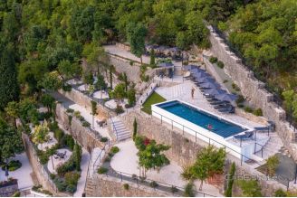 019 1024 32 Opatija Luxurious apartment near the sea for sale