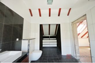 013 1018 09 Dubrovnik Stone House for sale