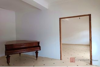 013 1018 09 Dubrovnik Stone House for sale