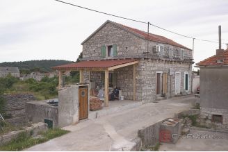 007 5394 30 Solta Semi detached stone house for sale