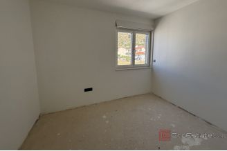 012 2035 244 Trogir Luxury penthouse with open sea view for sale