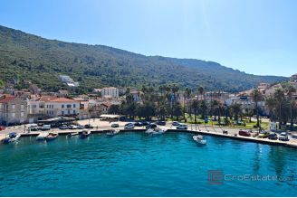 008 2036 136 island vis building plot with sea view for sale