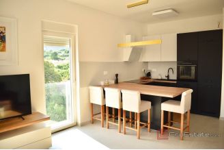 014 2035 245 Trogir Modern apartment wirth sea view and swimming pool for sale