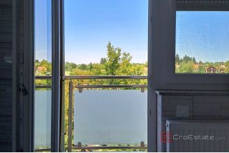 013 1026 10 near plitvice house on three floors for sale