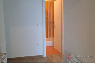 013 1026 10 near plitvice house on three floors for sale