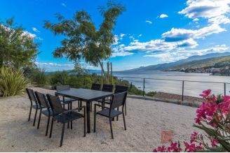 017 1024 33 opatija luxury apartment with panoramic views for sale