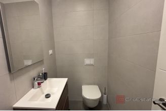 015 2035 248 Trogir One bedroom apartment with modern design for sale