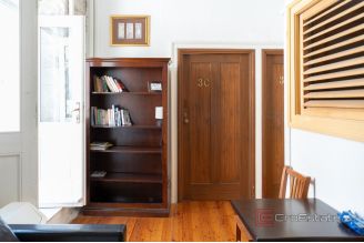 013 1027 06 dubrovnik established hostel in city center for sale