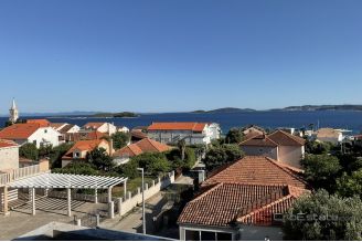 010 2052 69k Orebic Two bedroom apartment with shared pool for sale