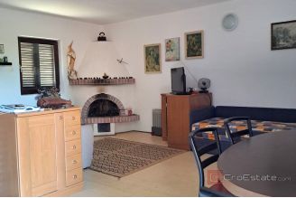 012 1026 12 karlovac house near the kupa river for sale