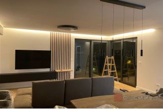 014 1024 35 Opatija Luxury apartment with a sea view for sale