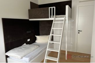 014 1024 35 Opatija Luxury apartment with a sea view for sale