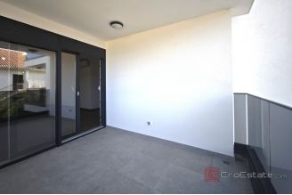 014 2051 26 island hvar apartment in the center of town with parking for sale