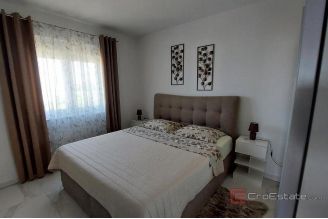 012 2031 197 Rogoznica Penthouse with open sea view for sale