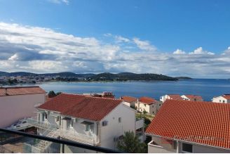 012 2031 197 Rogoznica Penthouse with open sea view for sale