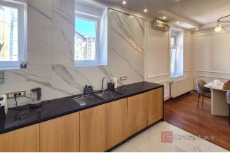 014 1020 21 Zagreb Luxurious three bedroom apartment for sale