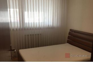 008 1026 13 Zagreb Comfortable apartment with a loggia for sale