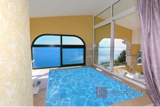 011 2041 114 Jesenice Sea view house with a swimming pool for sale