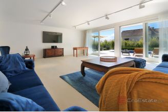 019 2022 465 island krk modern villa in attractive location for sale