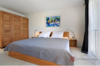 019 2022 465 island krk modern villa in attractive location for sale