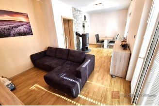 013 1021 25 Krk Apartment with a garden and sea view for sale