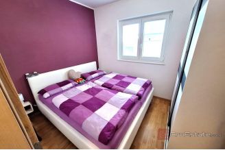 013 1021 25 Krk Apartment with a garden and sea view for sale