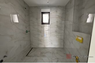 011 2035 254 Ciovo Modern two bedroom apartment with pool for sale 011 2035 254 Ciovo Modern two bedroom apartment with pool for sale