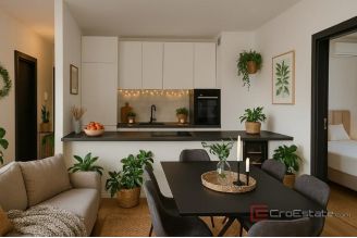 004 2044 64 Rogoznica Modern villa in a new building with sea view for sale