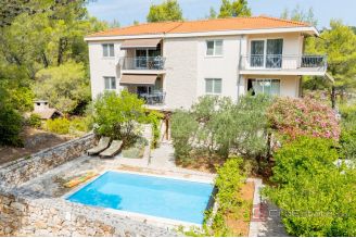 020 2031 199 Hvar Villa with pool and an open sea view for sale1