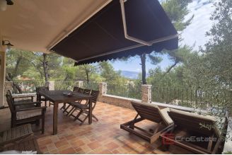 020 2031 199 Hvar Villa with pool and an open sea view for sale1