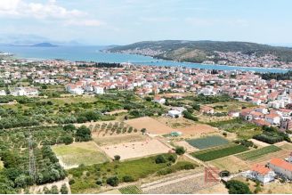 005 2031 200 Trogir Building land near the center of Trogir for sale