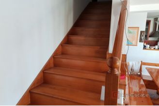 008 5399 30 Peljesac House in the firdt row to the sea for sale