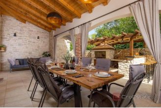 020 1021 26 Krk Luxurious villa with a pool in a quiet location for sale