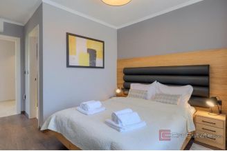 020 1021 26 Krk Luxurious villa with a pool in a quiet location for sale