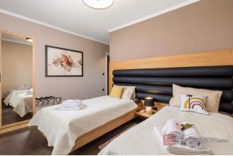 020 1021 26 Krk Luxurious villa with a pool in a quiet location for sale