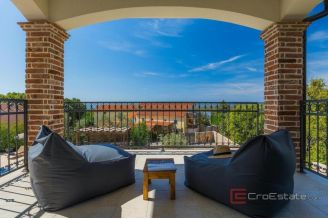 020 1021 26 Krk Luxurious villa with a pool in a quiet location for sale